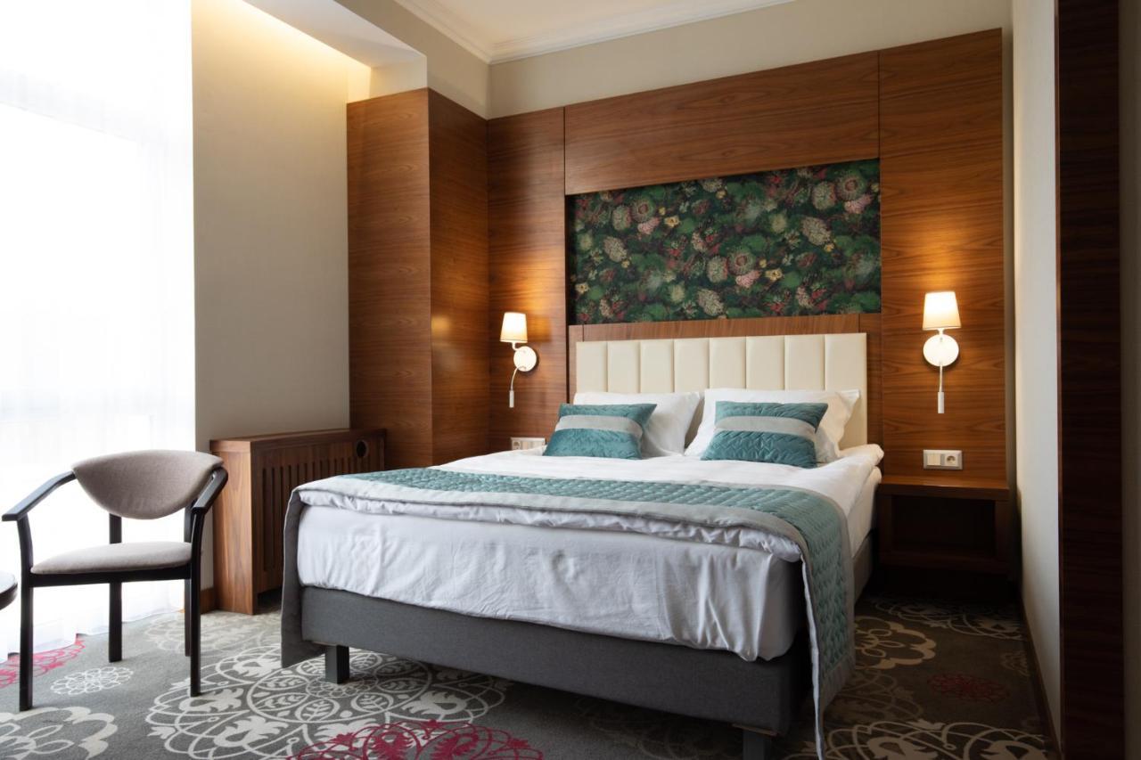 Arden Palace Medical Resort & Spa Szatanyiv Kültér fotó